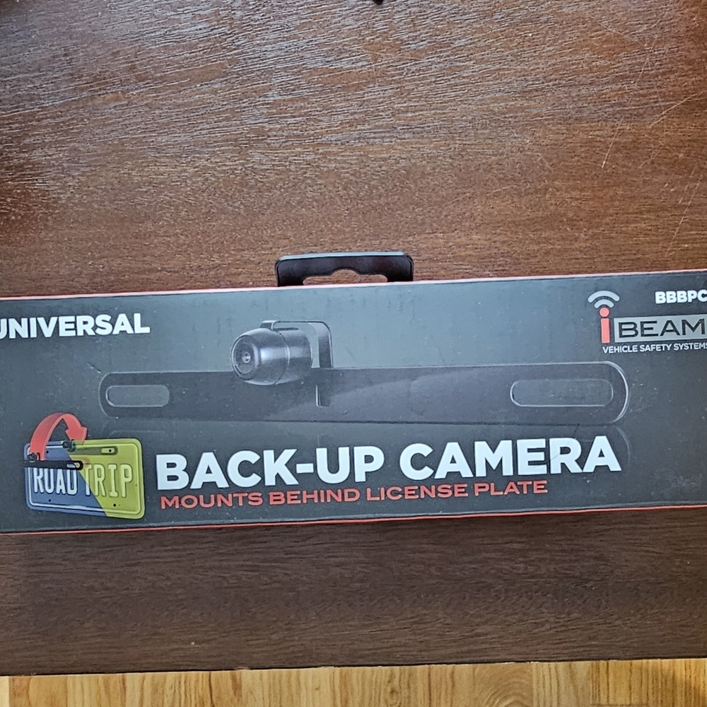 UNIVERSAL BACK-UP CAMERA